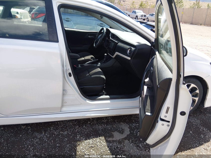 2018 Toyota Corolla VIN JTNKARJE0JJ573119 IAAI salvage auction — LEFT SIDE, Salvage (Nevada), sold $3,600 on 2026-07-31 (photo 5)