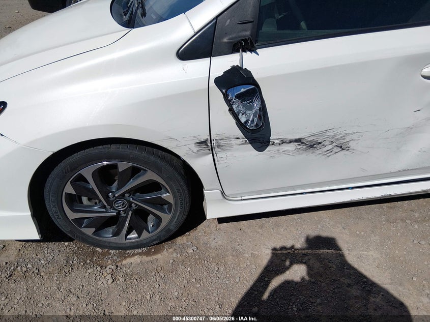 2018 Toyota Corolla VIN JTNKARJE0JJ573119 IAAI salvage auction — LEFT SIDE, Salvage (Nevada), sold $3,600 on 2026-07-31 (photo 6)