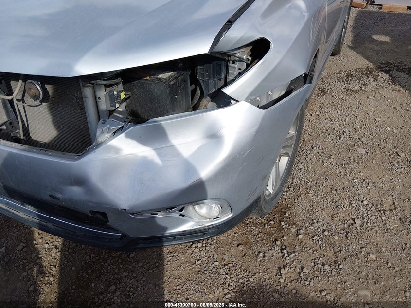 2012 Toyota Highlander VIN 5TDDK3EH7CS140818 IAAI salvage auction — FRONT END, Salvage Title, sold $5,500 on 2026-07-10 (photo 6)