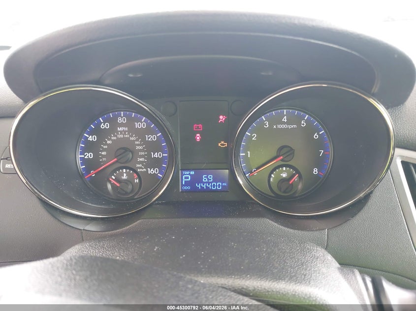 2012 Hyundai Genesis VIN KMHHT6KD3CU070579 IAAI salvage auction — FRONT END, Salvage Title, sold $950 on 2026-07-08 (photo 7)