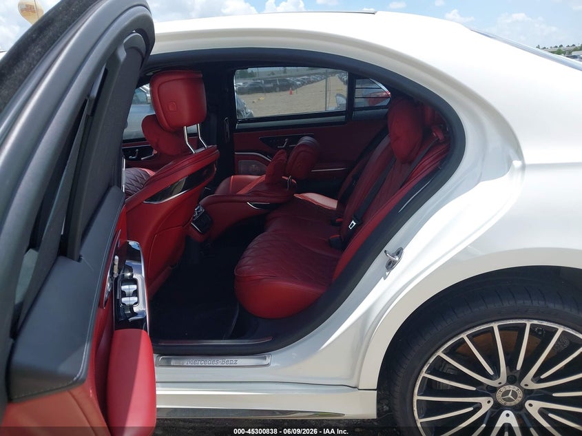 2023 Mercedes-benz S-klasse VIN W1K6G7GB0PA237121 IAAI salvage auction — WATER/FLOOD, Salvage (Texas), sold $3,550 on 2026-07-30 (photo 8)