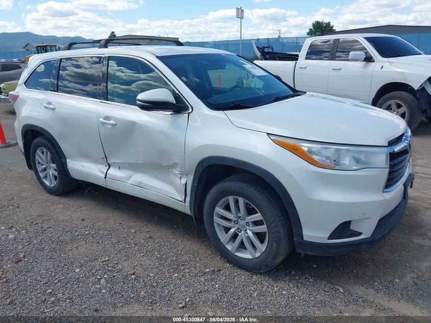 2014 Toyota Highlander VIN 5TDBKRFH6ES008743 IAAI salvage auction — RIGHT SIDE, Salvage Title, sold $4,550 on 2026-07-15 (photo 1)