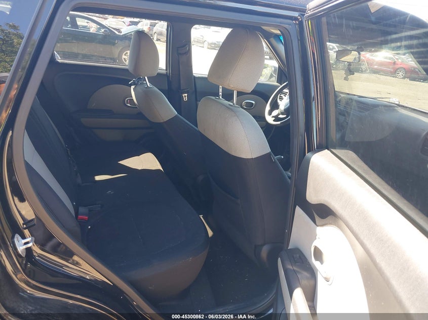 2014 Kia Soul VIN KNDJN2A21E7745484 IAAI salvage auction — NORMAL WEAR, Clear (Pennsylvania), sold $600 on 2026-07-17 (photo 8)