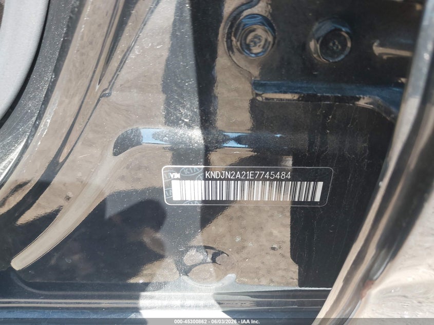 2014 Kia Soul VIN KNDJN2A21E7745484 IAAI salvage auction — NORMAL WEAR, Clear (Pennsylvania), sold $600 on 2026-07-17 (photo 9)
