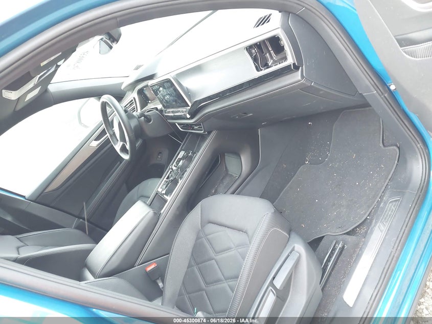 2024 Volkswagen Atlas VIN 1V2HE2CA0RC212797 IAAI salvage auction — REAR END, Salvage Title, sold $11,525 on 2026-07-28 (photo 5)