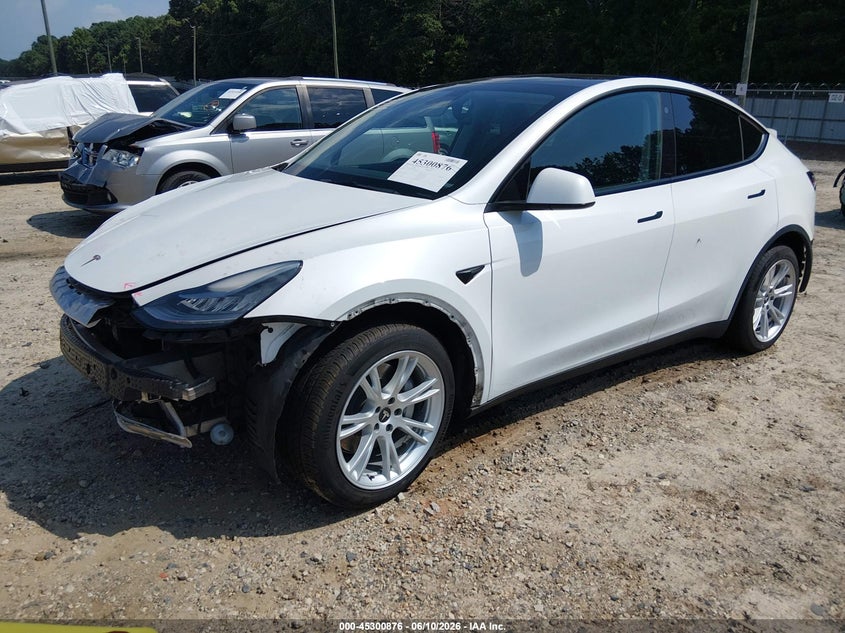 2021 Tesla Model y VIN 5YJYGDEE1MF192076 IAAI salvage auction — FRONT & REAR, Salvage (Georgia), sold $9,000 on 2026-07-09 (photo 2)