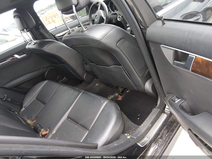 2012 Mercedes-benz C-klasse VIN WDDGF4HBXCR221850 IAAI salvage auction — NORMAL WEAR, Original (Texas), sold $800 on 2026-07-13 (photo 8)
