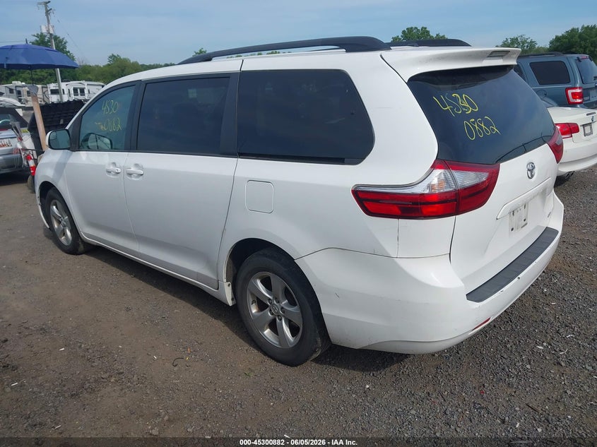 2017 Toyota Sienna VIN 5TDKZ3DC6HS836439 IAAI salvage auction — NORMAL WEAR, Clear (Virginia), sold $3,550 on 2026-07-14 (photo 3)