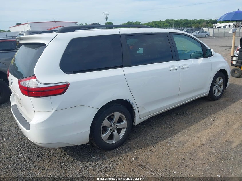2017 Toyota Sienna VIN 5TDKZ3DC6HS836439 IAAI salvage auction — NORMAL WEAR, Clear (Virginia), sold $3,550 on 2026-07-14 (photo 4)