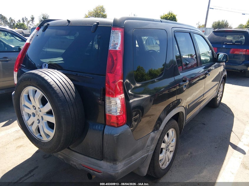 2005 Honda Cr-v VIN JHLRD78825C020306 IAAI salvage auction — NORMAL WEAR, Clear - Dealer Only (California), sold $800 on 2026-07-21 (photo 4)