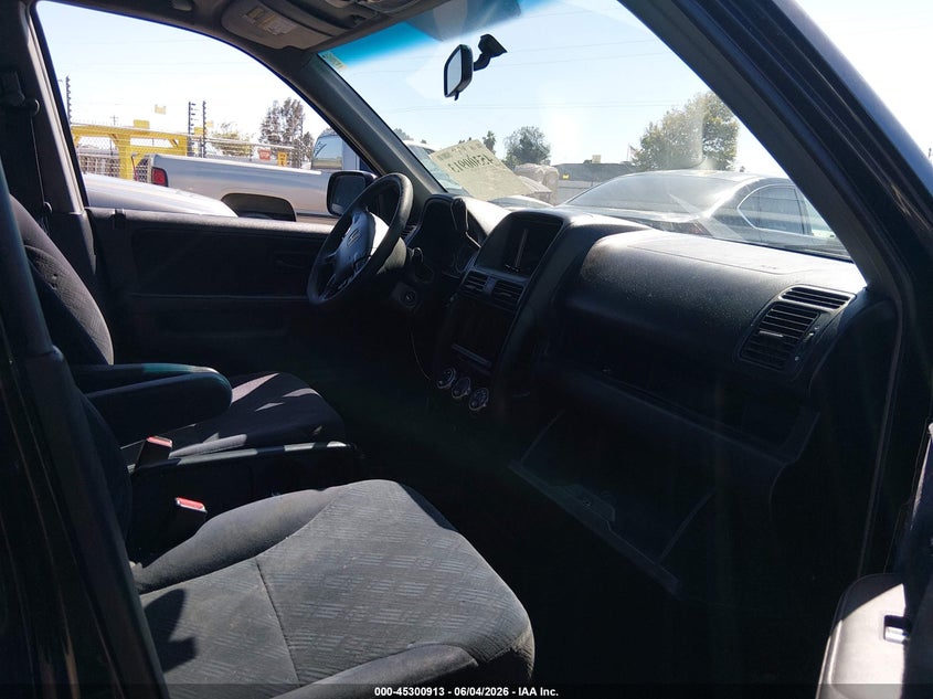 2005 Honda Cr-v VIN JHLRD78825C020306 IAAI salvage auction — NORMAL WEAR, Clear - Dealer Only (California), sold $800 on 2026-07-21 (photo 5)