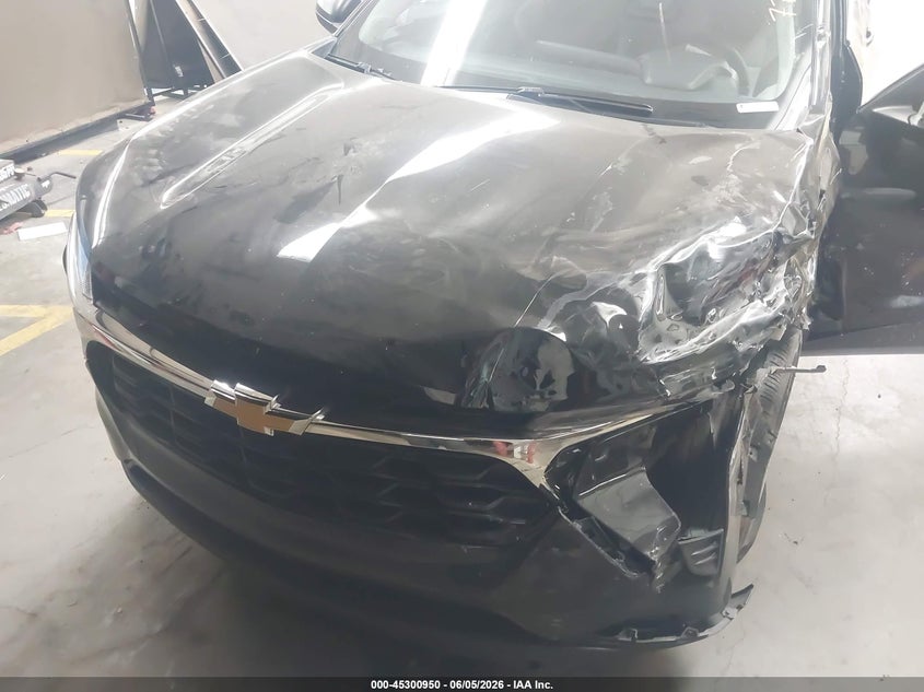2024 Chevrolet Trax VIN KL77LFE2XRC039075 IAAI salvage auction — FRONT END, Salvage (Arizona), sold $2,200 on 2026-07-28 (photo 6)