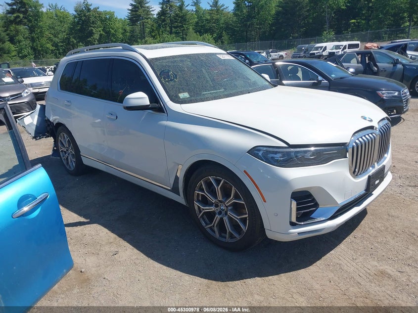 2020 BMW X7 VIN 5UXCW2C03L9B99906 — IAAI salvage auction photo