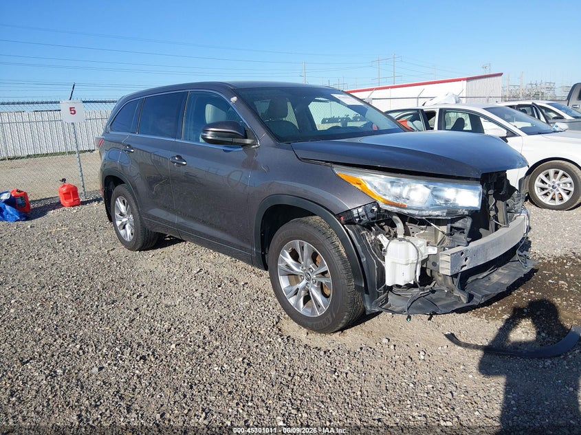 2016 Toyota Highlander VIN 5TDZKRFH2GS186229 IAAI salvage auction — FRONT END, Salvage Title, sold $6,250 on 2026-07-15 (photo 1)