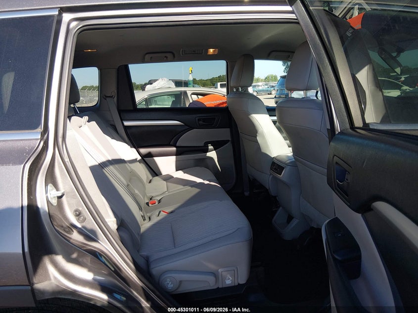 2016 Toyota Highlander VIN 5TDZKRFH2GS186229 IAAI salvage auction — FRONT END, Salvage Title, sold $6,250 on 2026-07-15 (photo 8)