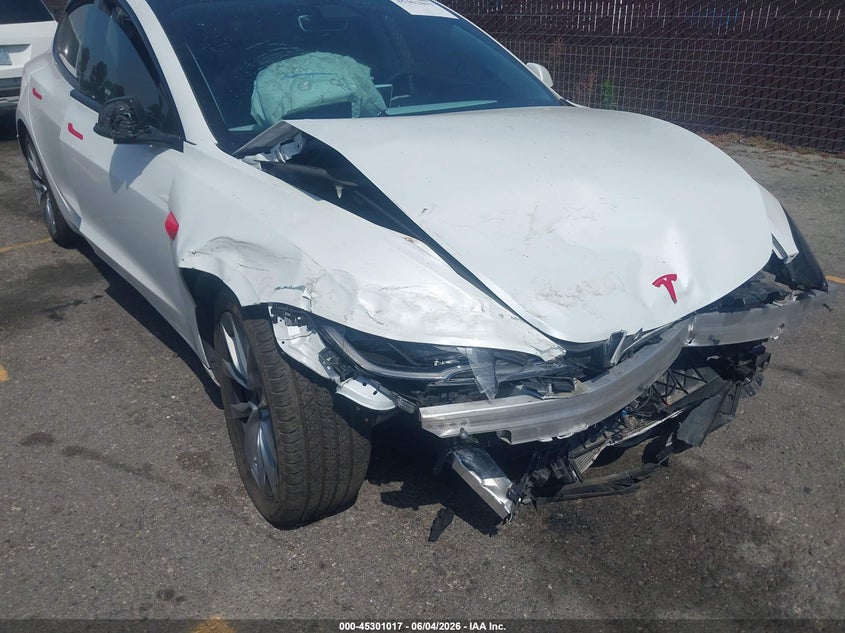 2024 Tesla Model 3 VIN 5YJ3E1EAXRF831266 IAAI salvage auction — RIGHT FRONT, Salvage Title, sold $3,050 on 2026-07-27 (photo 6)