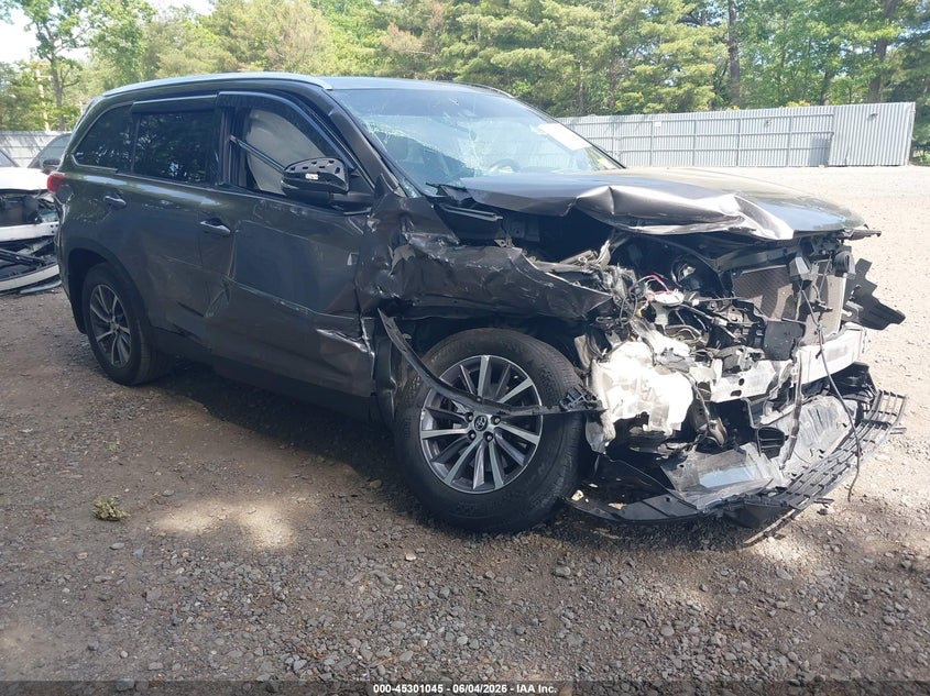 2019 Toyota Highlander VIN 5TDJZRFH8KS586488 IAAI salvage auction — FRONT END, Salvage (Idaho), sold $5,000 on 2026-07-22 (photo 1)
