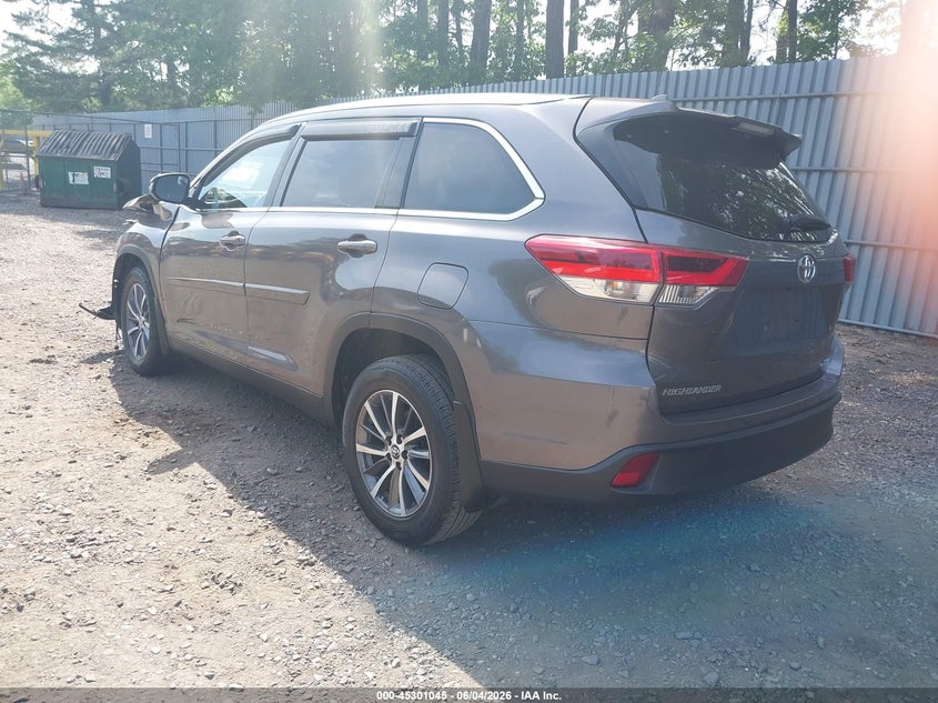 2019 Toyota Highlander VIN 5TDJZRFH8KS586488 IAAI salvage auction — FRONT END, Salvage (Idaho), sold $5,000 on 2026-07-22 (photo 3)