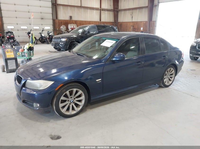 2011 BMW 3 series VIN WBAPK7C53BA463835 IAAI salvage auction — RIGHT SIDE, Mv-907A (New York), sold $625 on 2026-07-08 (photo 2)