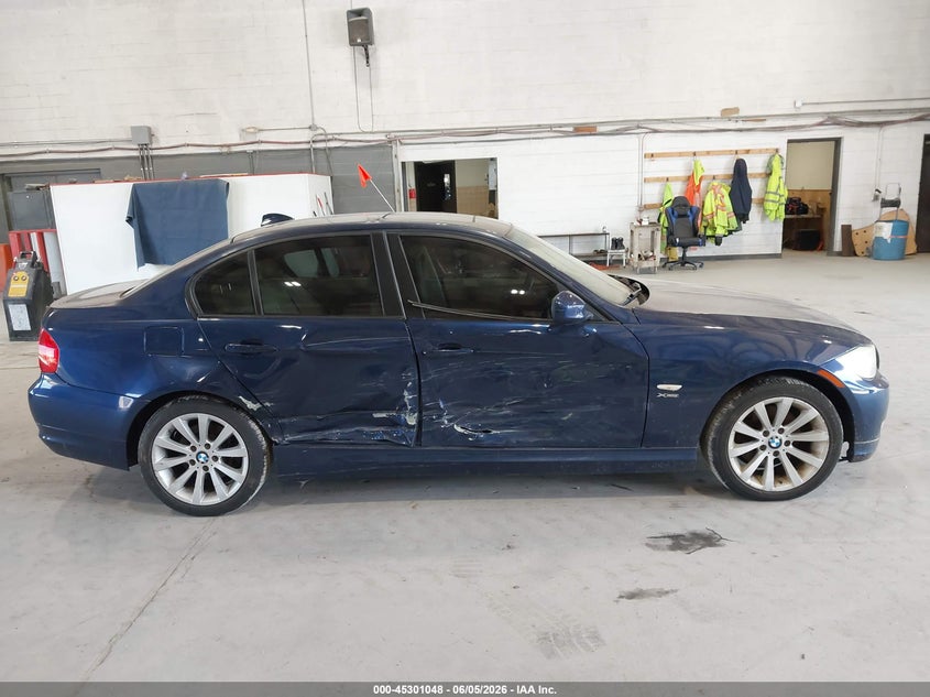 2011 BMW 3 series VIN WBAPK7C53BA463835 IAAI salvage auction — RIGHT SIDE, Mv-907A (New York), sold $625 on 2026-07-08 (photo 6)