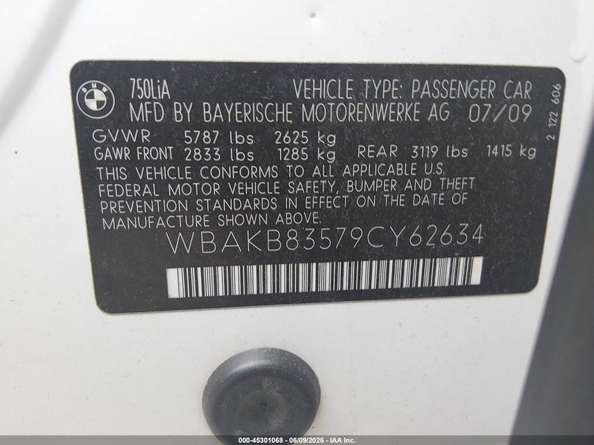 2009 BMW 7er VIN WBAKB83579CY62634 IAAI salvage auction — FRONT END, Salvage (Kentucky), sold $1,200 on 2026-07-20 (photo 9)