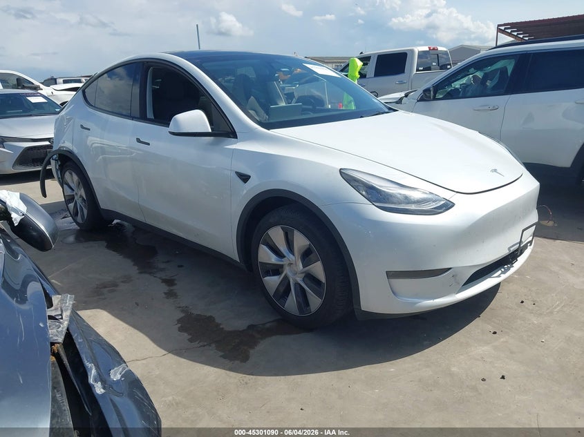 2023 Tesla Model y VIN 7SAYGDEE1PA131363 IAAI salvage auction — REAR END, Salvage Title, sold $10,600 on 2026-07-21 (photo 1)