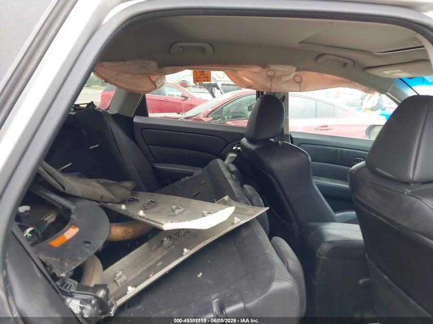 2011 Acura Rdx VIN 5J8TB2H2XBA003432 IAAI salvage auction — BIOHAZARD/CHEMICAL, Salvage (Illinois), sold $200 on 2026-07-18 (photo 8)