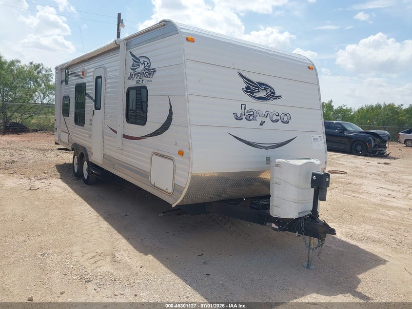2015 Jayco Jayfl184bh VIN 1UJBJ0BNXF17V0216 IAAI salvage auction — HAIL, Original (Texas), sold $2,700 on 2026-07-30 (photo 1)