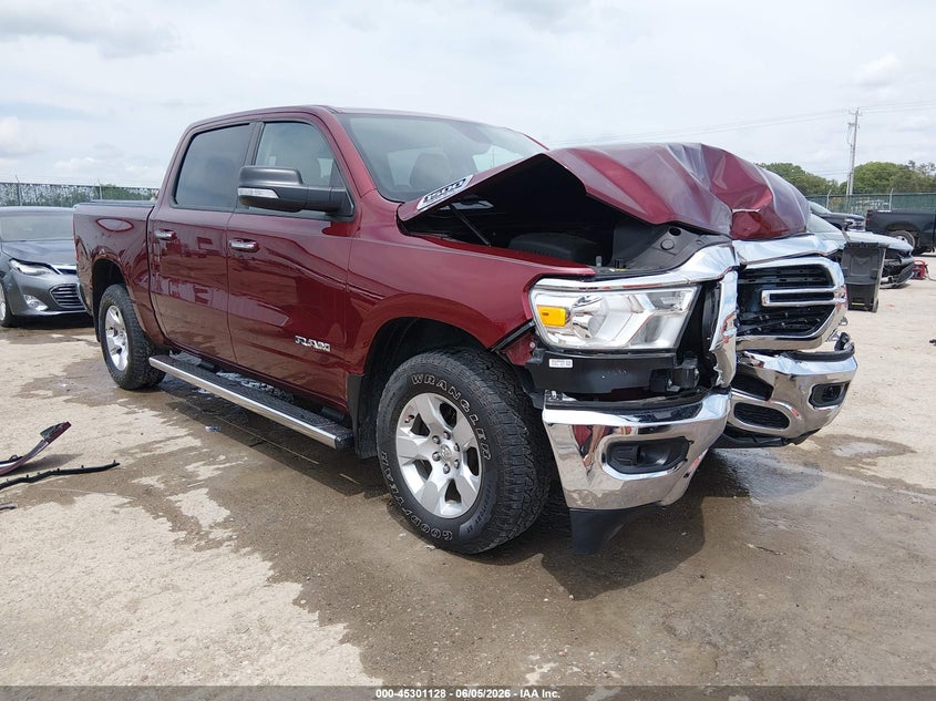 2020 Ram 1500 VIN 1C6SRFFT9LN310066 IAAI salvage auction — FRONT END, Salvage Title, sold $13,100 on 2026-07-10 (photo 1)