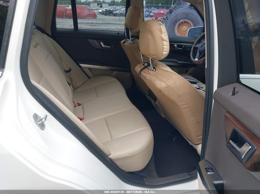 2014 Mercedes-benz Glk-class VIN WDCGG5HB7EG179806 IAAI salvage auction — RIGHT FRONT, Clear (Florida), sold $4,300 on 2026-07-16 (photo 8)