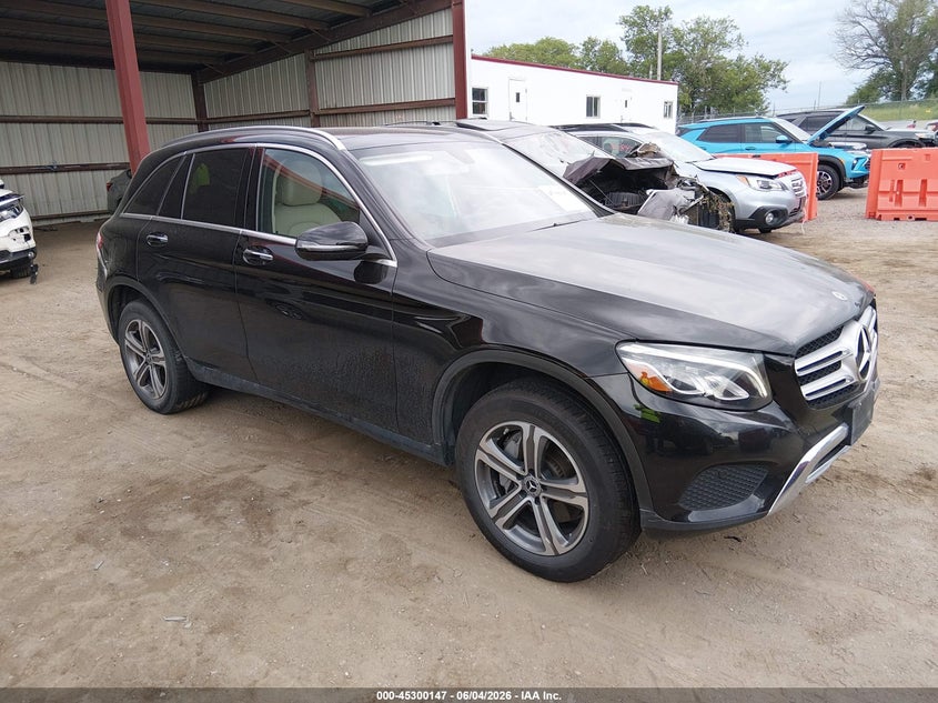 2019 Mercedes-benz Glc VIN WDC0G4KB1KV123856 IAAI salvage auction — LEFT REAR, Salvage Title, sold $8,450 on 2026-07-09 (photo 1)