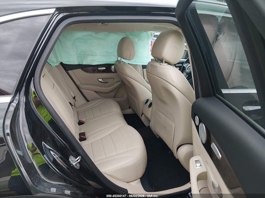 2019 Mercedes-benz Glc VIN WDC0G4KB1KV123856 IAAI salvage auction — LEFT REAR, Salvage Title, sold $8,450 on 2026-07-09 (photo 8)