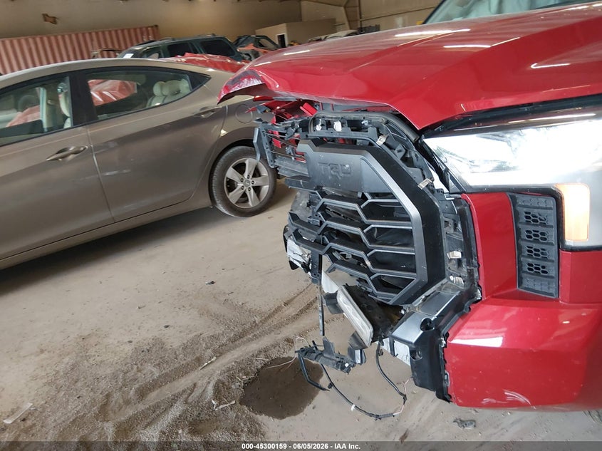 2022 Toyota Tundra VIN 5TFLA5DB3NX054944 IAAI salvage auction — FRONT END, Salvage Title, sold $9,000 on 2026-07-09 (photo 6)