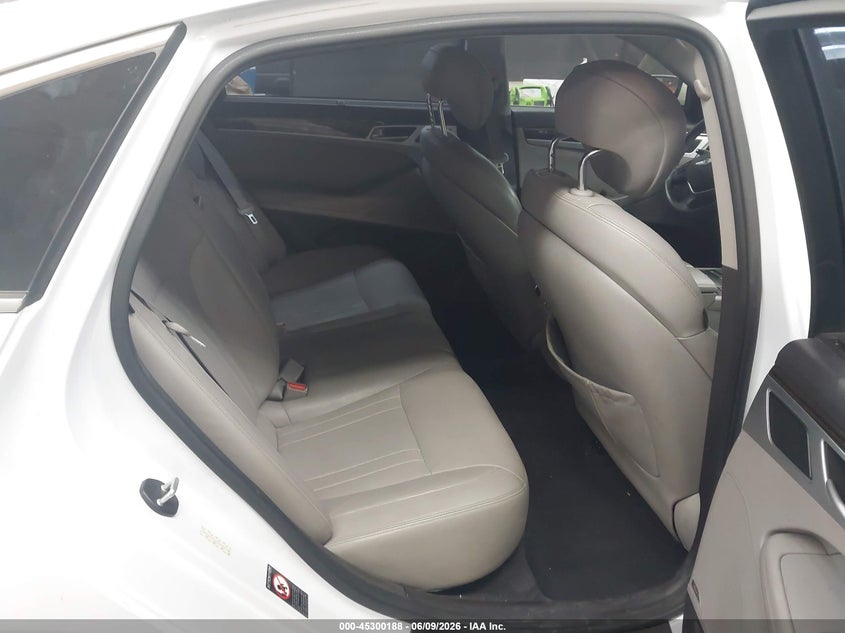 2015 Hyundai Genesis VIN KMHGN4JE6FU034684 IAAI salvage auction — REAR END, Salvage Title, sold $500 on 2026-07-21 (photo 8)