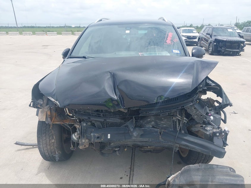 2014 Volkswagen Tiguan VIN WVGAV3AX9EW055744 IAAI salvage auction — FRONT END, Salvage Title, sold $375 on 2026-07-17 (photo 6)