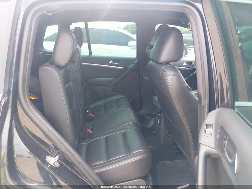 2014 Volkswagen Tiguan VIN WVGAV3AX9EW055744 IAAI salvage auction — FRONT END, Salvage Title, sold $375 on 2026-07-17 (photo 8)