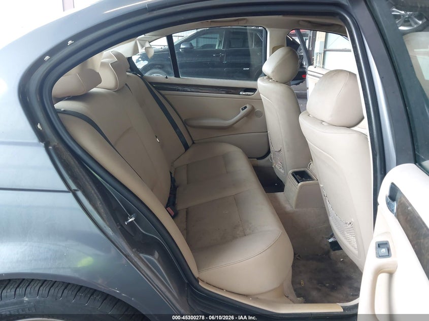 2003 BMW 3 series VIN WBAEV33473KL81102 IAAI salvage auction — FRONT END, Salvage (Georgia), sold $300 on 2026-07-14 (photo 8)