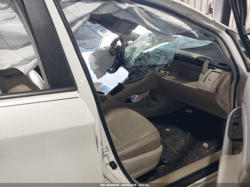 2013 Toyota Prius VIN JTDKN3DU2D5663233 IAAI salvage auction — BIOHAZARD/CHEMICAL, Salvage Title, sold $425 on 2026-07-16 (photo 5)