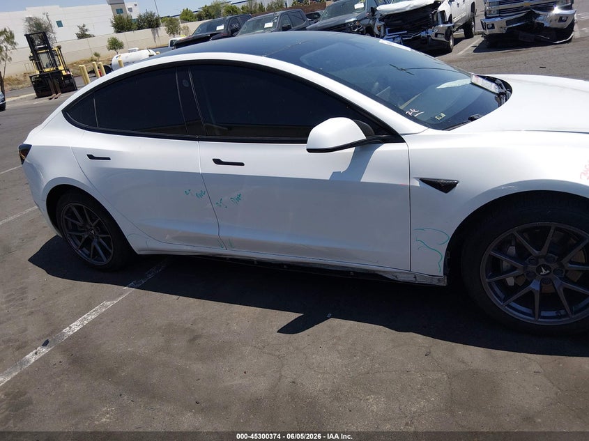 2021 Tesla Model 3 VIN 5YJ3E1EA9MF996718 IAAI salvage auction — RIGHT SIDE, Salvage Title, sold $1,050 on 2026-07-24 (photo 6)