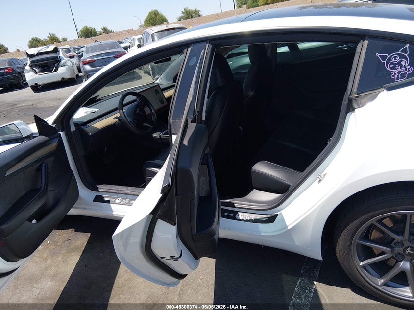 2021 Tesla Model 3 VIN 5YJ3E1EA9MF996718 IAAI salvage auction — RIGHT SIDE, Salvage Title, sold $1,050 on 2026-07-24 (photo 8)
