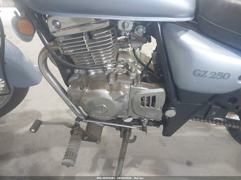 2006 Suzuki Gz250 VIN VTTNJ48A862101076 IAAI salvage auction — NORMAL WEAR, Clear (Florida), sold $225 on 2026-07-20 (photo 9)