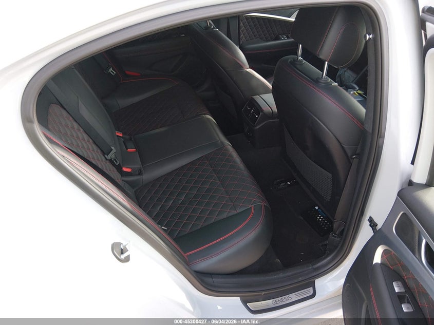 2019 Genesis G70 VIN KMTG34LE9KU026145 IAAI salvage auction — RIGHT FRONT, Salvage Title, sold $5,550 on 2026-07-22 (photo 8)