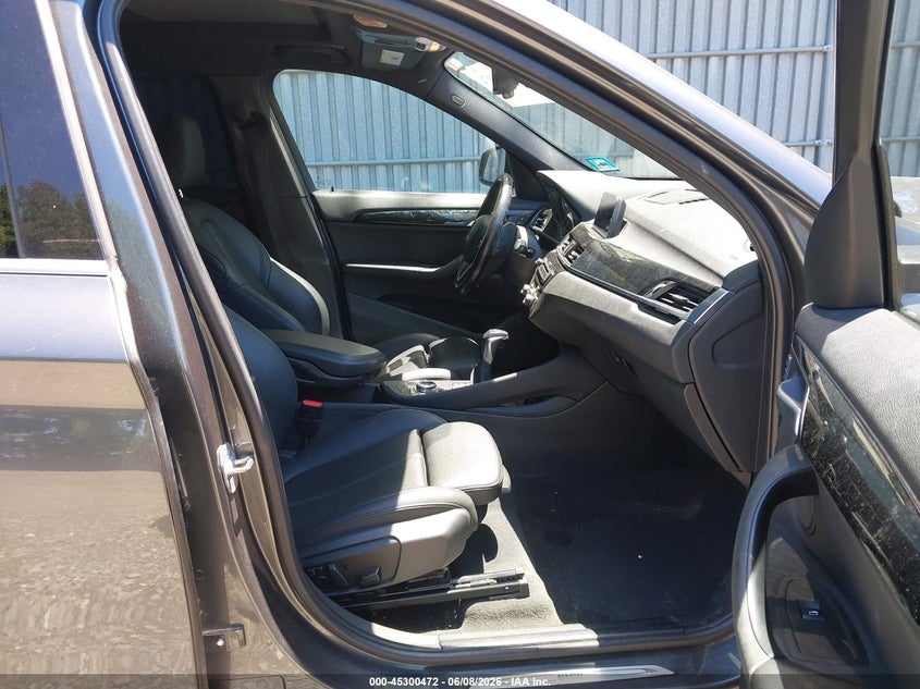 2018 BMW X1 VIN WBXHT3C31J5K30929 IAAI salvage auction — FRONT END, Salvage Title, sold $4,250 on 2026-07-13 (photo 5)
