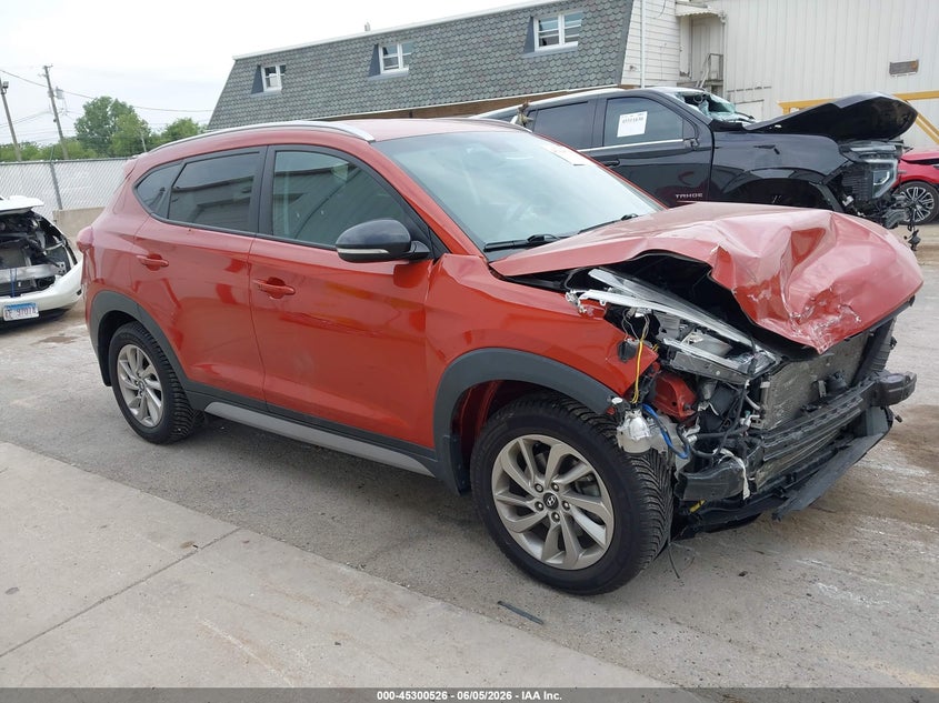 2017 Hyundai Tucson VIN KM8J3CA46HU450069 IAAI salvage auction — LEFT FRONT, Salvage Title, sold $1,325 on 2026-07-21 (photo 1)