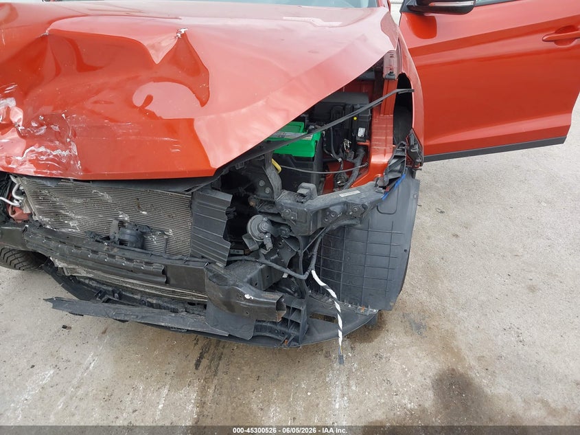 2017 Hyundai Tucson VIN KM8J3CA46HU450069 IAAI salvage auction — LEFT FRONT, Salvage Title, sold $1,325 on 2026-07-21 (photo 6)