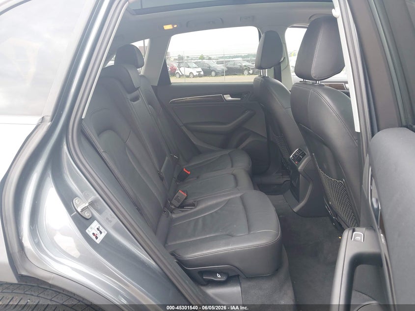 2014 Audi Q5 VIN WA1LFAFP7EA113817 IAAI salvage auction — RIGHT REAR, Salvage Title, sold $525 on 2026-07-27 (photo 8)