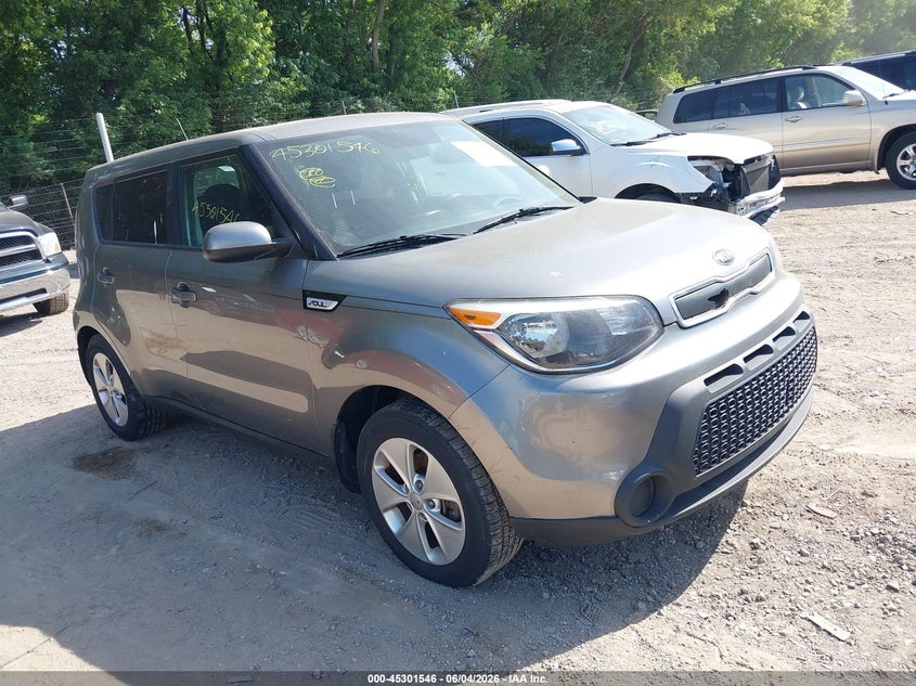 2015 Kia Soul VIN KNDJN2A27F7140452 IAAI salvage auction — NORMAL WEAR, Clear (Indiana), sold $650 on 2026-07-15 (photo 1)