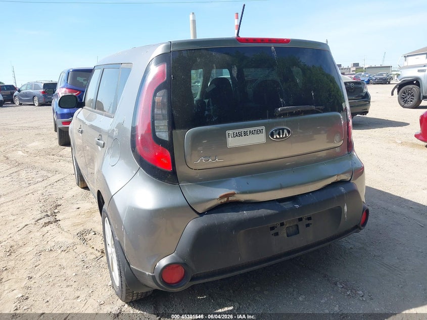 2015 Kia Soul VIN KNDJN2A27F7140452 IAAI salvage auction — NORMAL WEAR, Clear (Indiana), sold $650 on 2026-07-15 (photo 6)