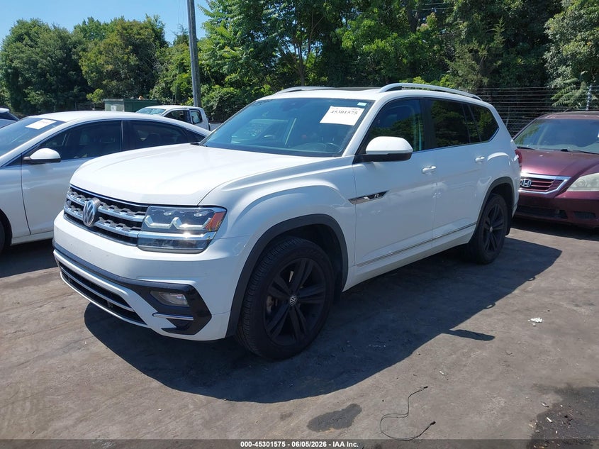 2018 Volkswagen Atlas VIN 1V2RR2CA3JC590190 IAAI salvage auction — SIDE, Salvage Title, sold $6,100 on 2026-07-24 (photo 2)