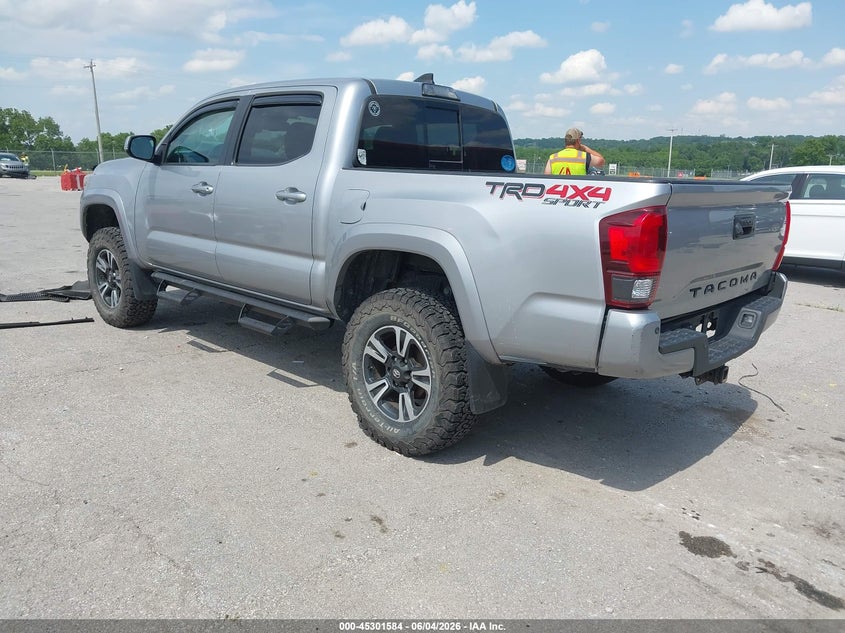 2018 Toyota Tacoma VIN 3TMCZ5AN7JM150275 IAAI salvage auction — FRONT END, Salvage (Missouri), sold $8,300 on 2026-07-30 (photo 3)